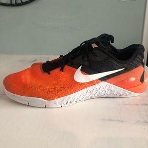 Men’s Nike Metcon Sneakers